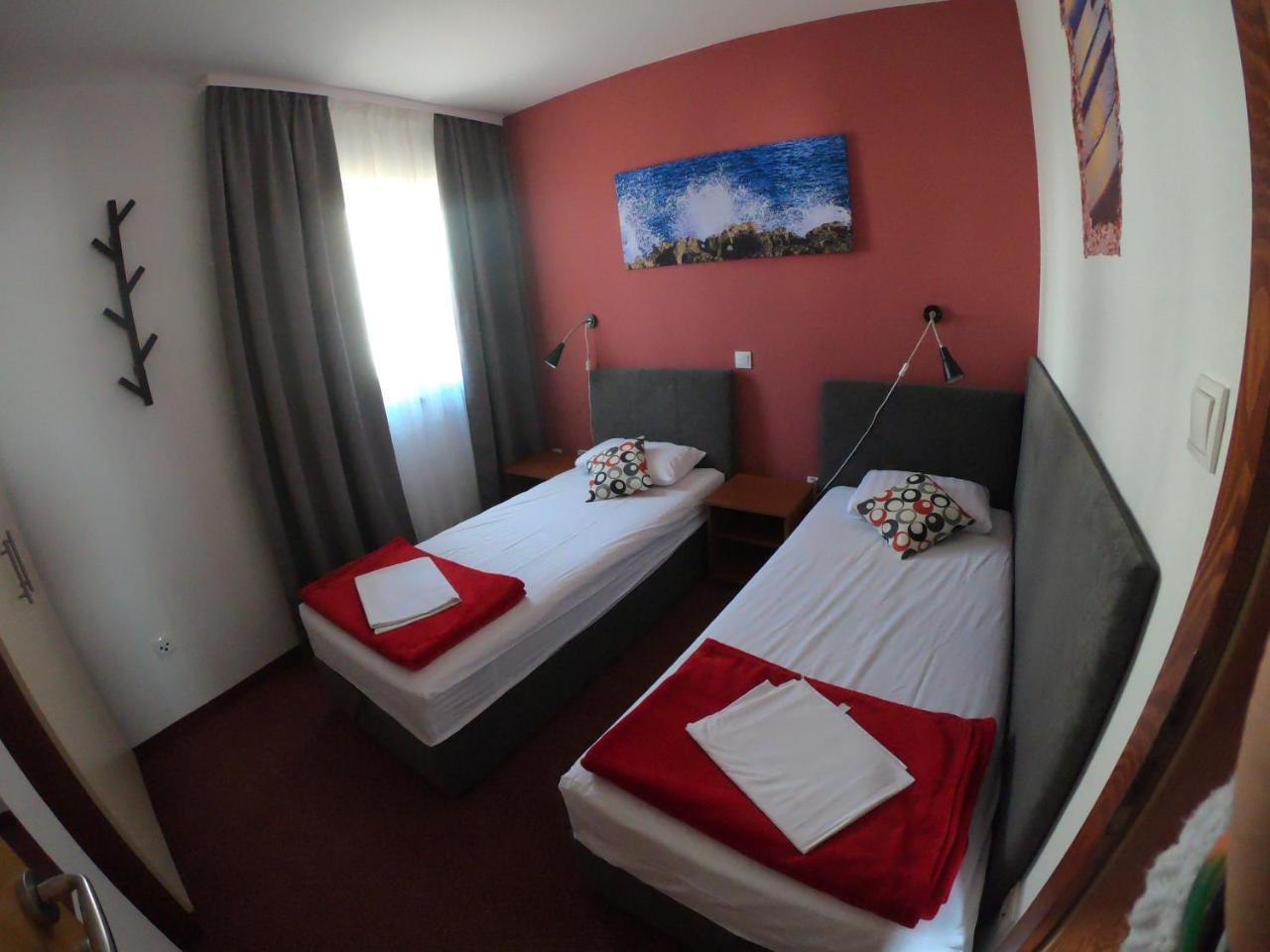 Apartments Myadria Малинська Екстер'єр фото